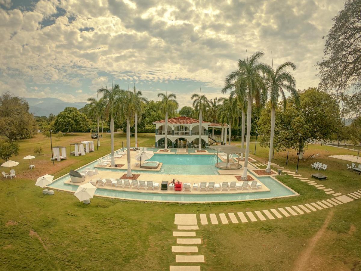 Arena De Santa Fe By Bernalo Hotels ซานตาเฟเดอันตีโอเกีย ภายนอก รูปภาพ